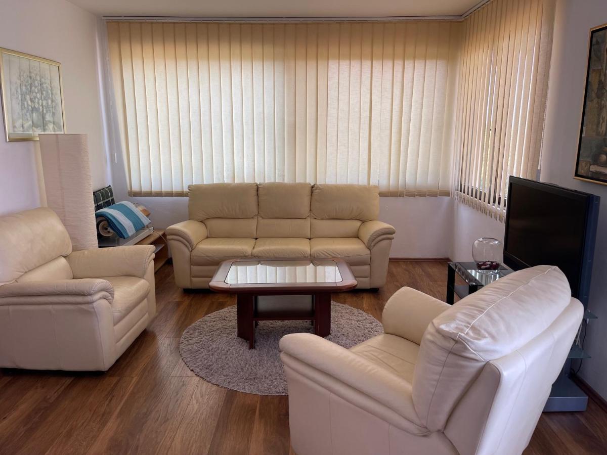 Apartment Mama 챠브타트 외부 사진