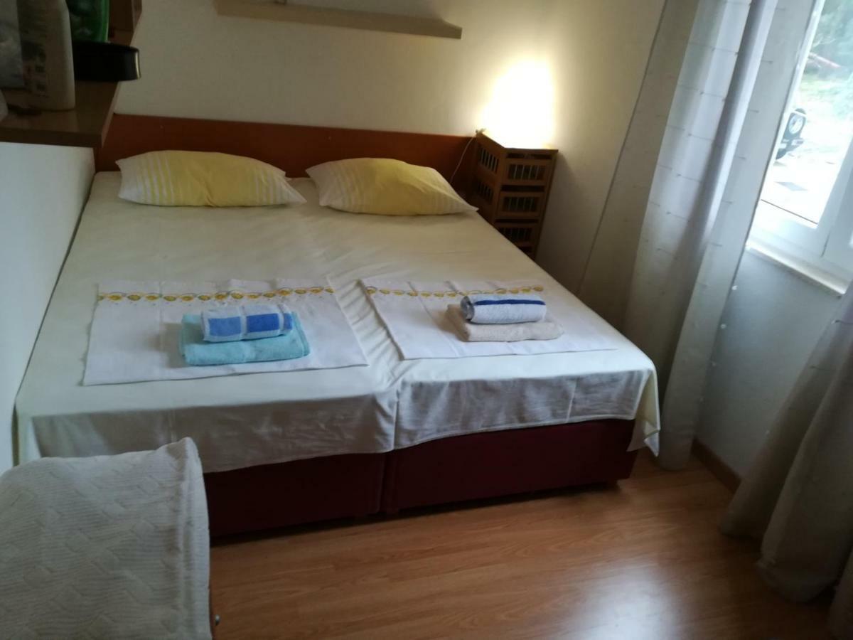 Apartment Mama 챠브타트 외부 사진